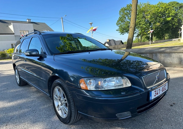 Volvo V70 cena 23900 przebieg: 240000, rok produkcji 2007 z Okonek małe 781